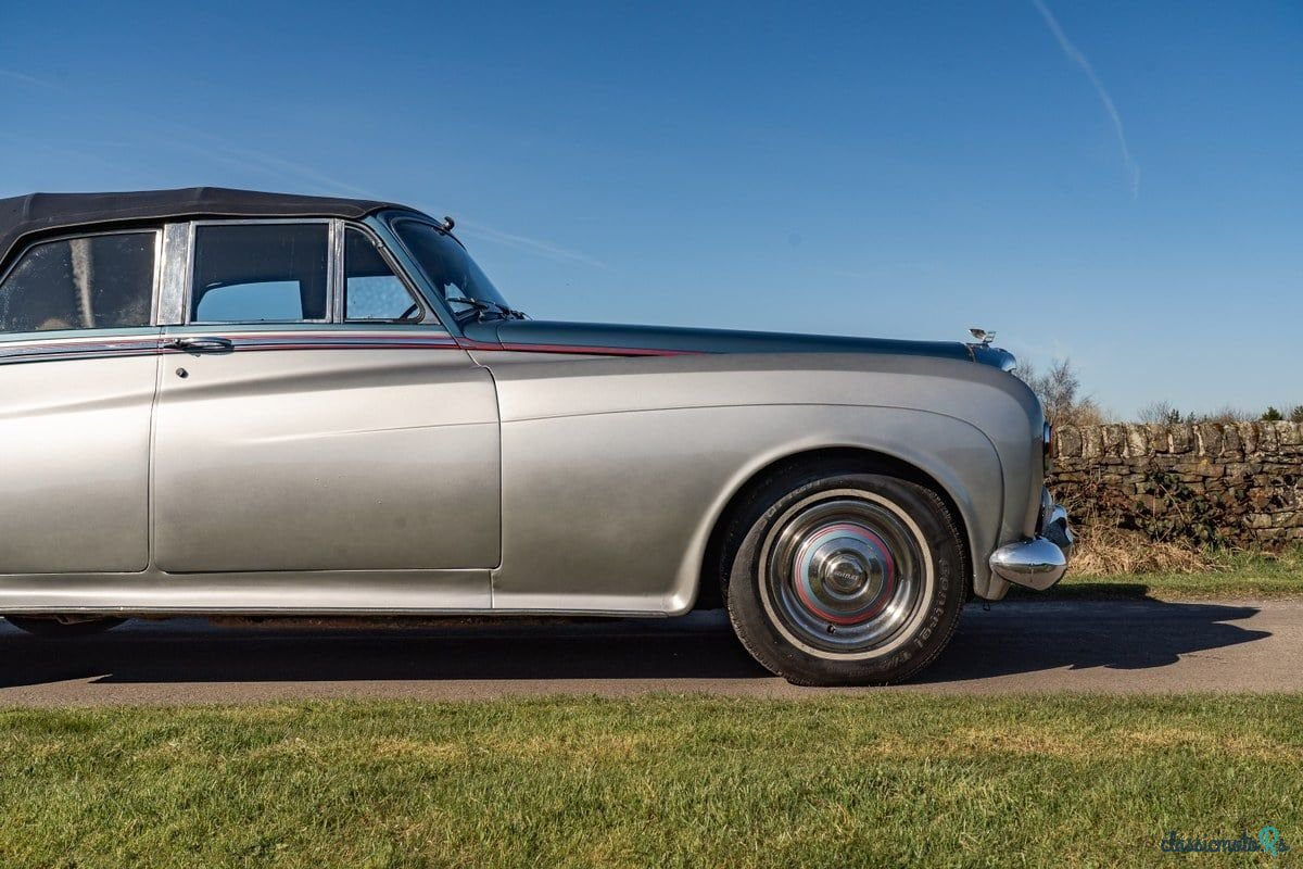 1965' Bentley S3 photo #4