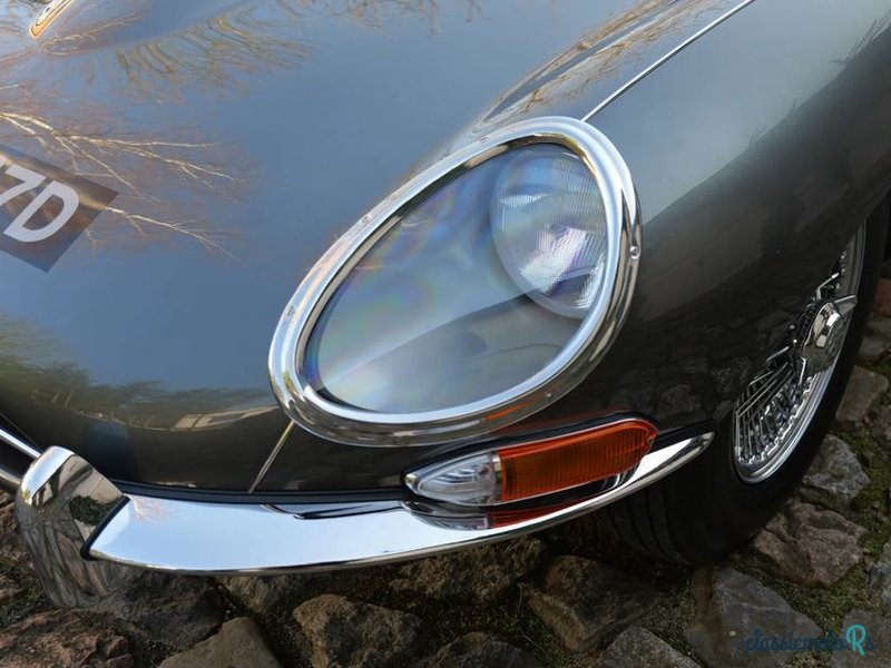 1965' Jaguar E-Type photo #6