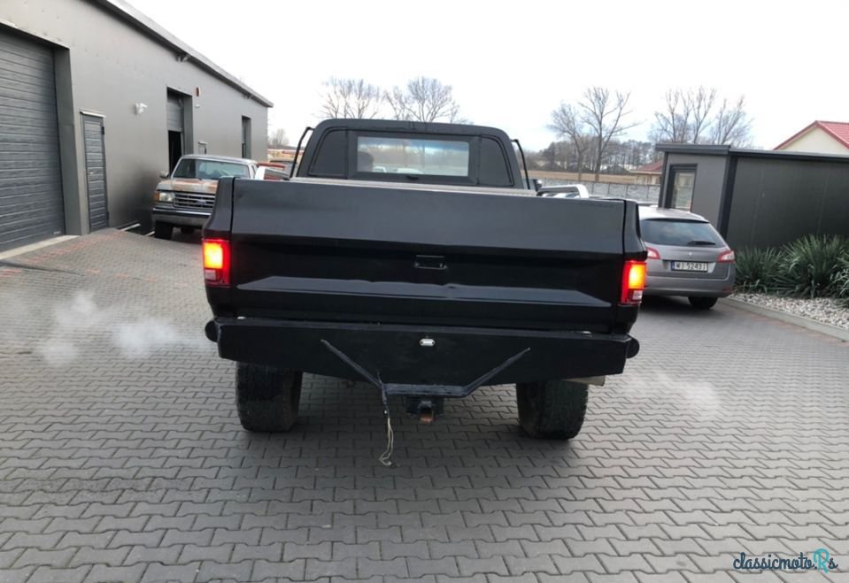 1974' Chevrolet C-20 photo #4