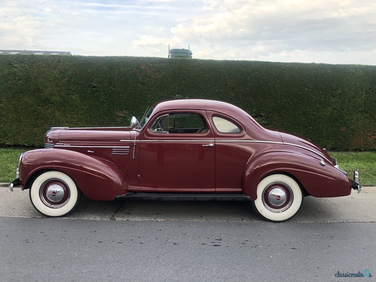 1939' Chrysler Imperial photo #2