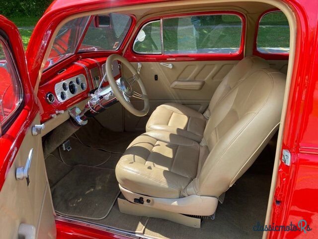 1937' Chevrolet Master Deluxe photo #2