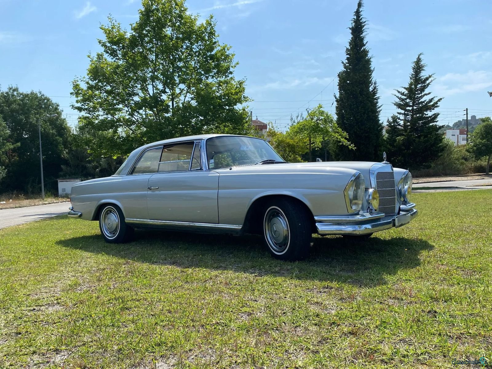 1961' Mercedes-Benz 220 photo #2