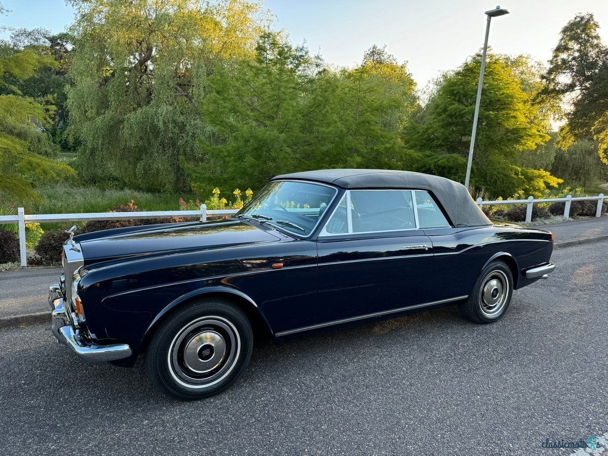 1975' Rolls-Royce Corniche photo #4