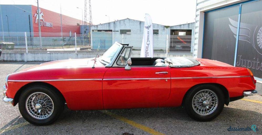 1968' MG MGB photo #2