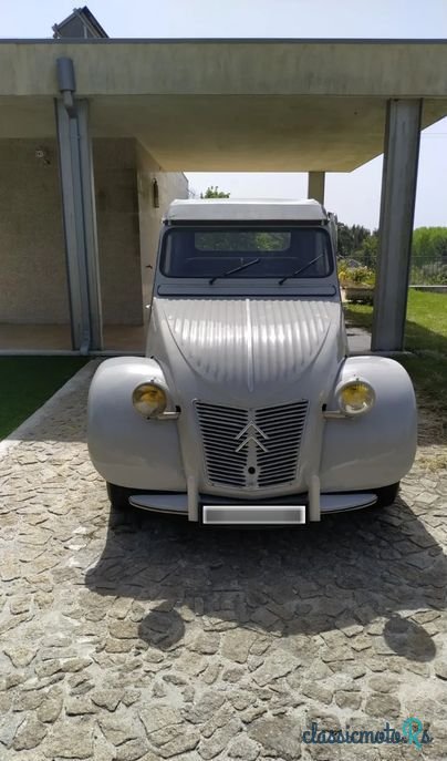 1958' Citroen 2CV photo #1