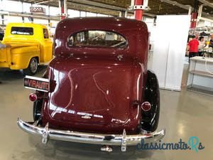 1935' Packard 120 Sedan photo #3
