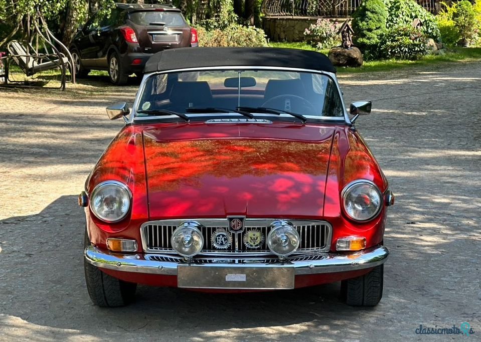 1977' MG MGB photo #2