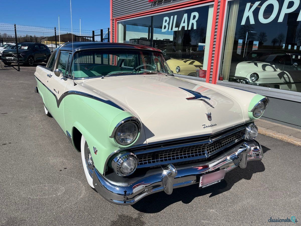 1955' Ford Crown Victoria photo #6