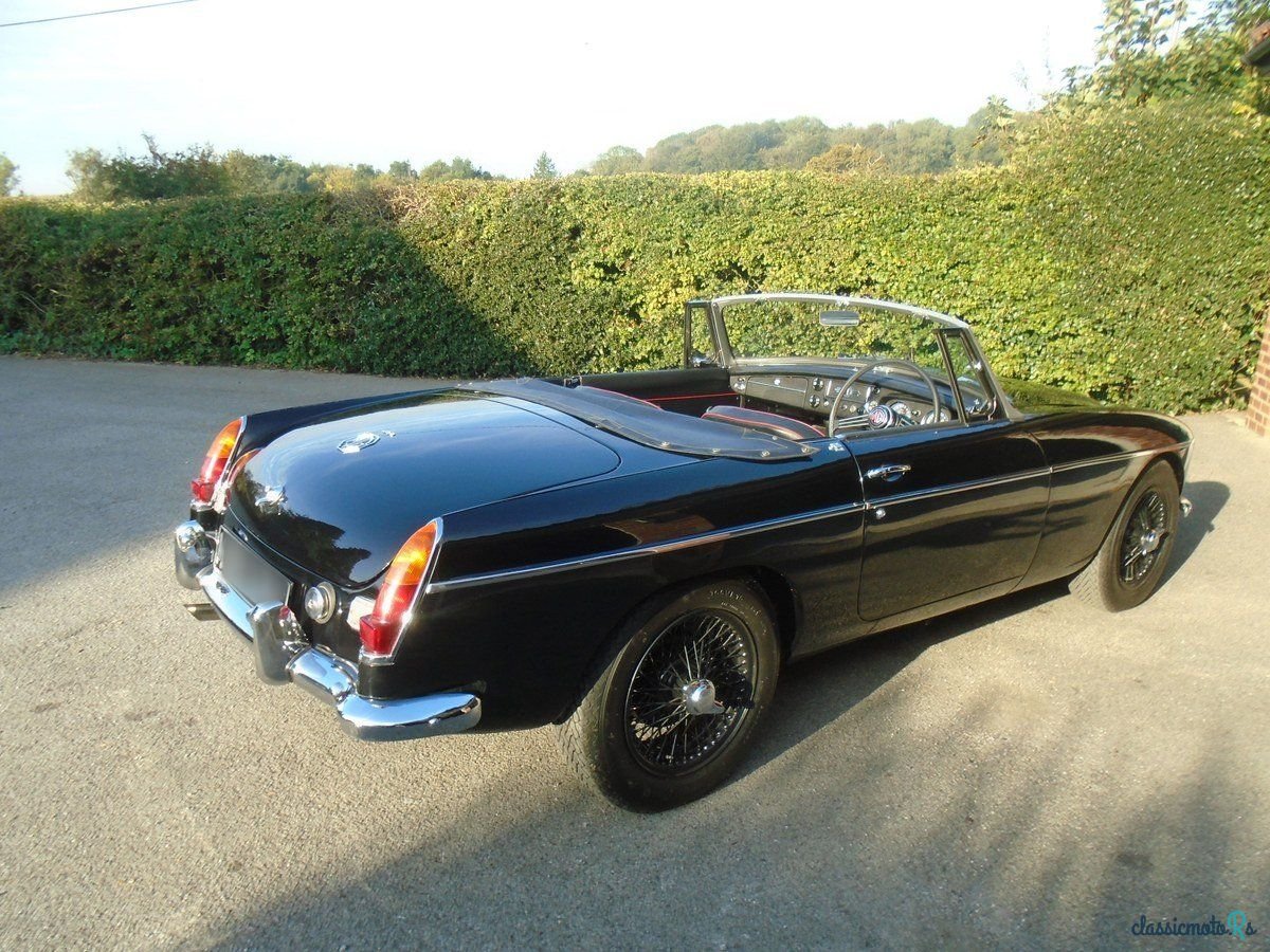 1968' MG MGC photo #5