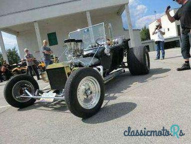 1923' Ford T-Bucket Hot Rod photo #2