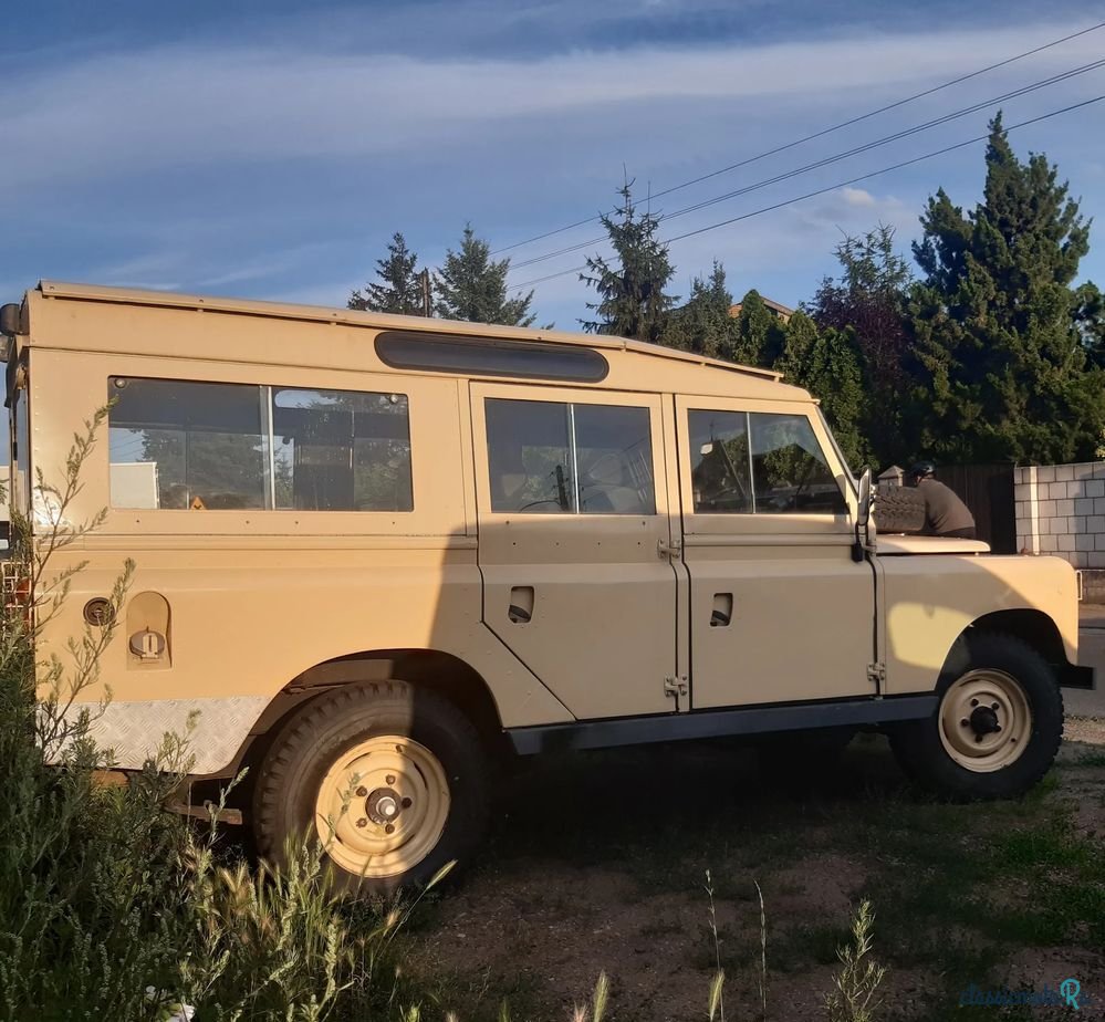 1966' Land Rover photo #3