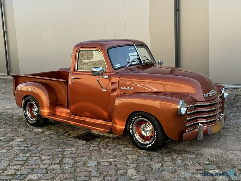 1950' Chevrolet Apache photo #3