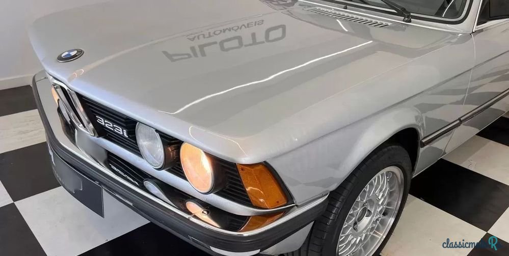 1982' BMW Série 3 photo #2
