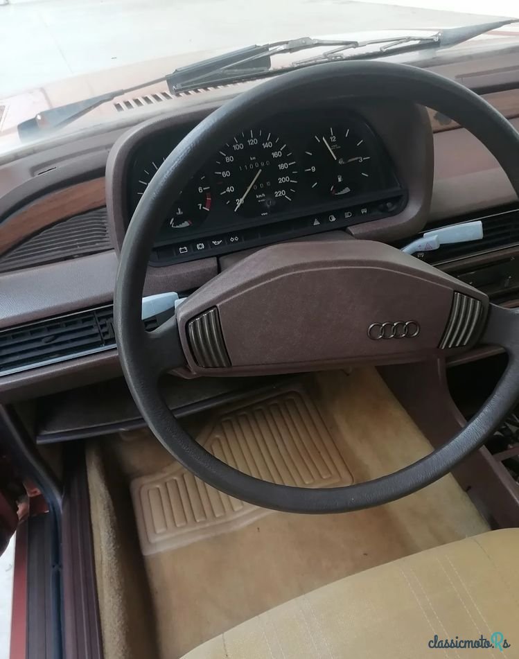 1977' Audi 100 photo #4