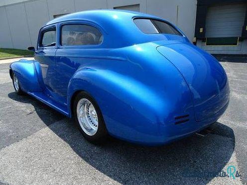 1940' Chevrolet Sedan Deluxe photo #3