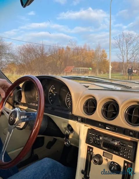 1975' Mercedes-Benz Slc photo #1