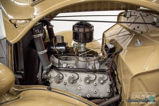 1935' Ford Model 48 photo #5