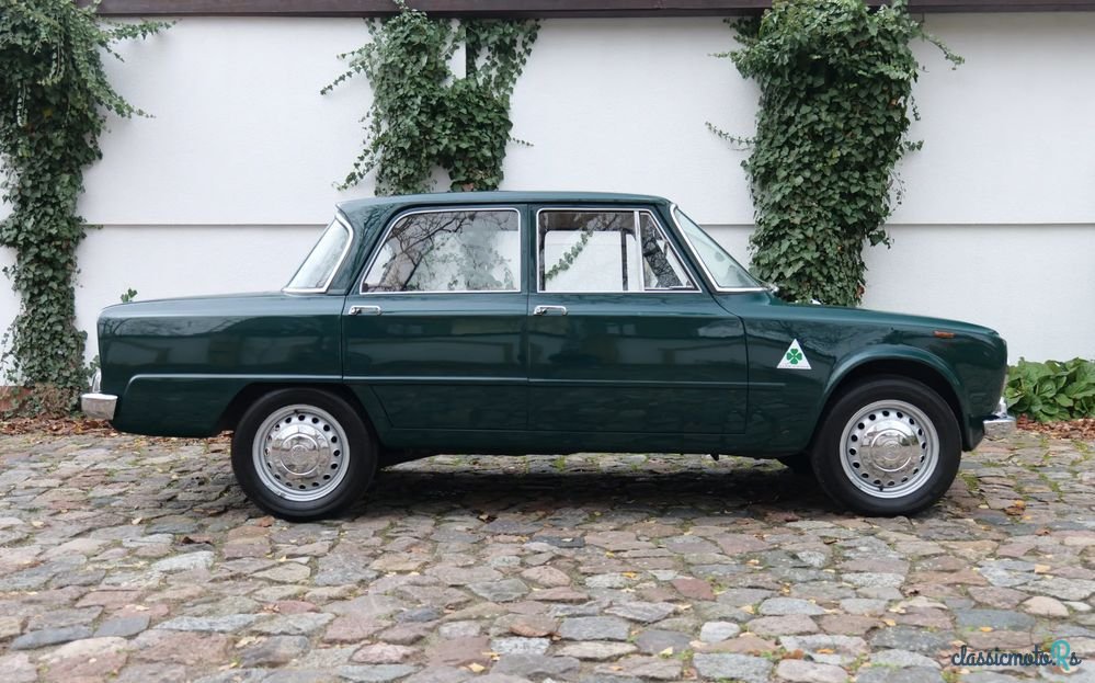 1967' Alfa Romeo Giulia photo #6