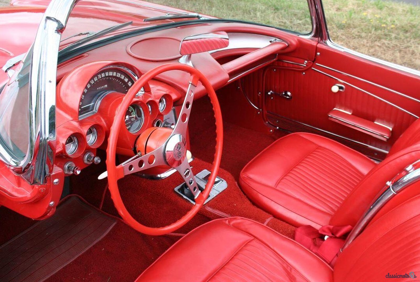 1962' Chevrolet Corvette photo #6