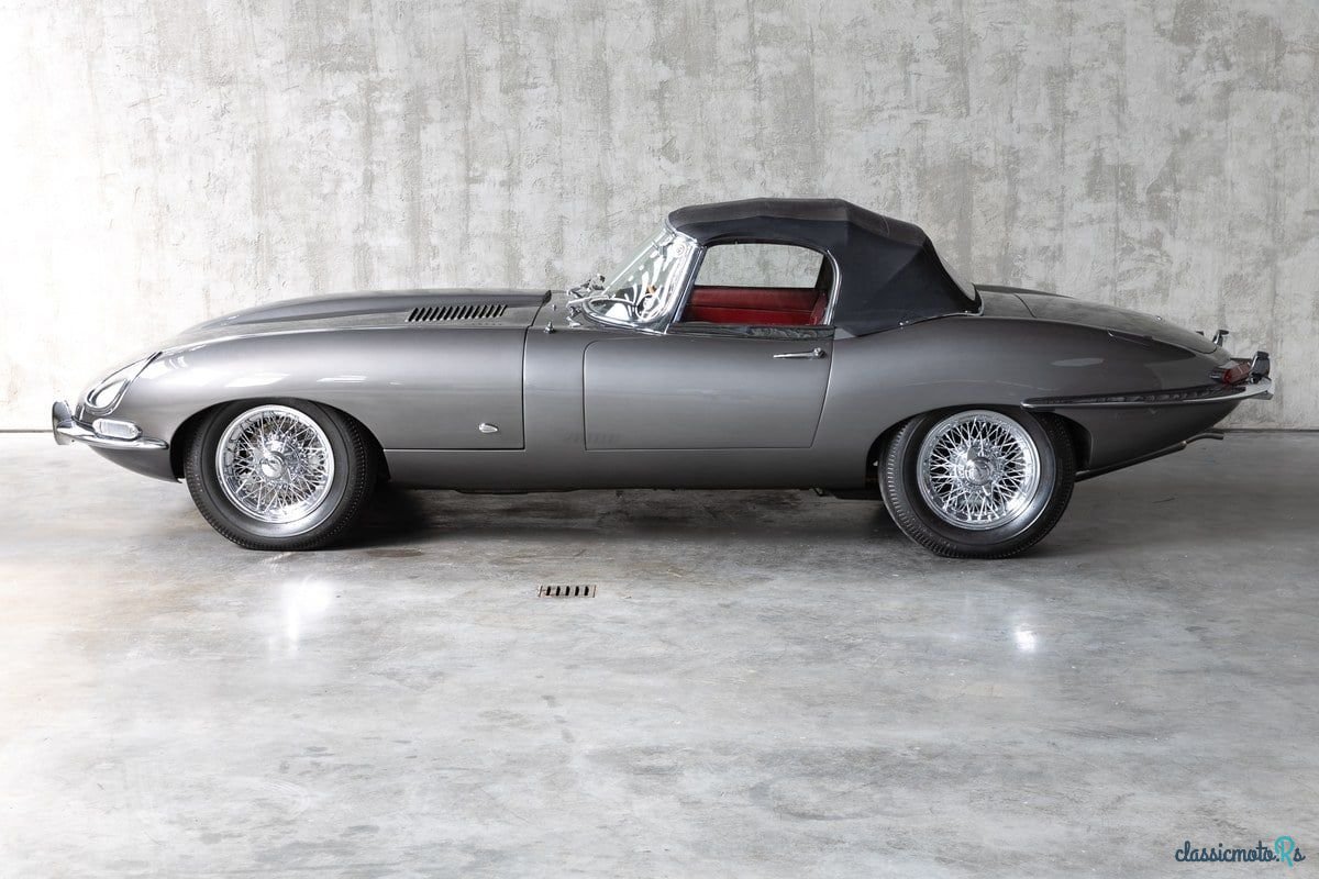 1961' Jaguar E-Type photo #4