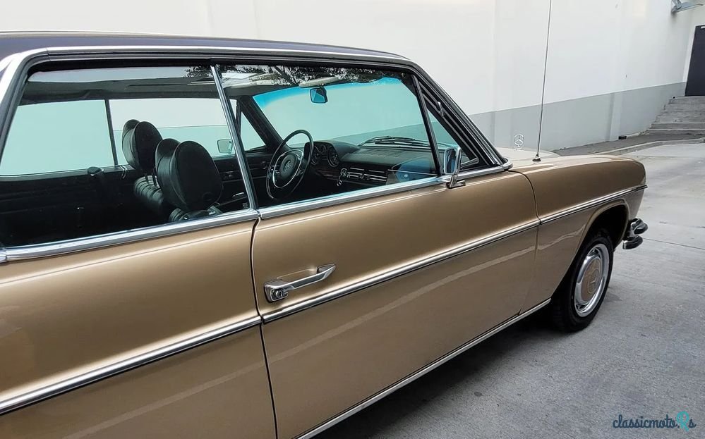 1971' Mercedes-Benz W114/8 250CE photo #2