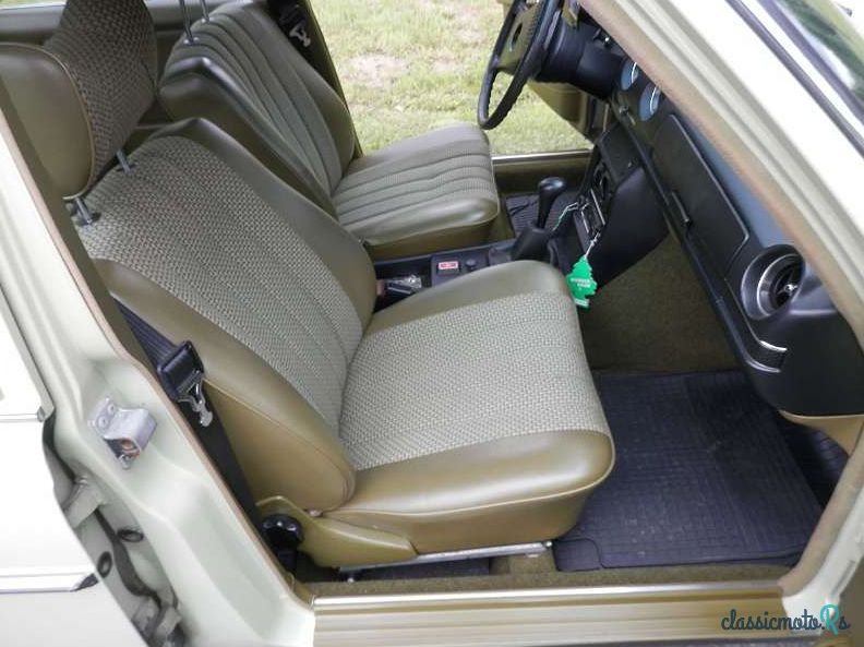 1976' Mercedes-Benz 240 D W123 photo #4