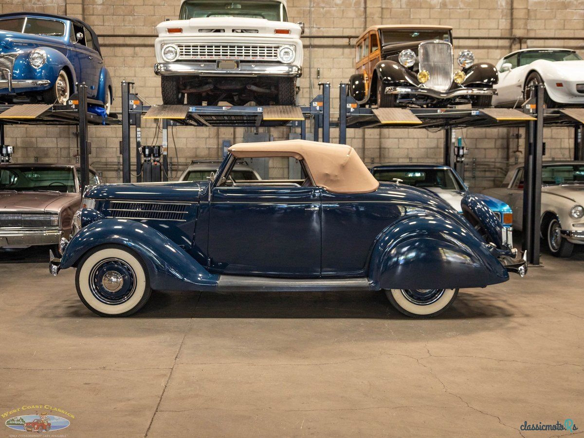 1936' Ford De Luxe photo #2