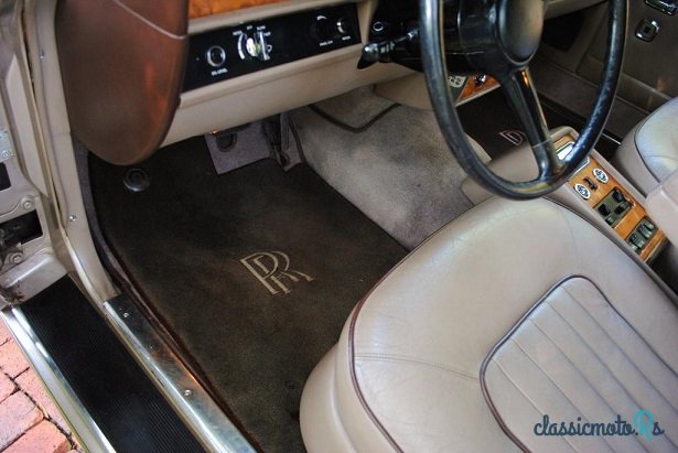 1989' Rolls-Royce Silver Spur photo #4