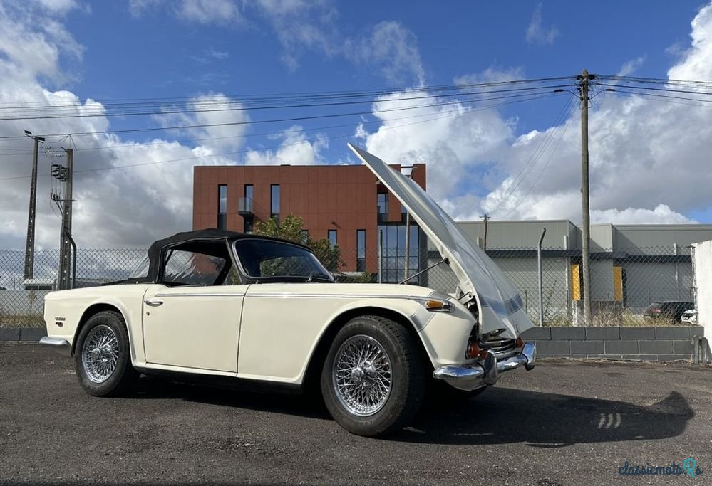 1968' Triumph TR5 photo #3