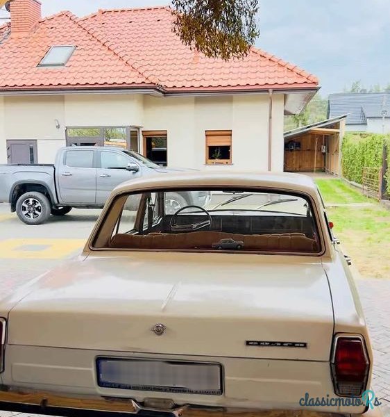 1972' Gaz 24 Wołga photo #4