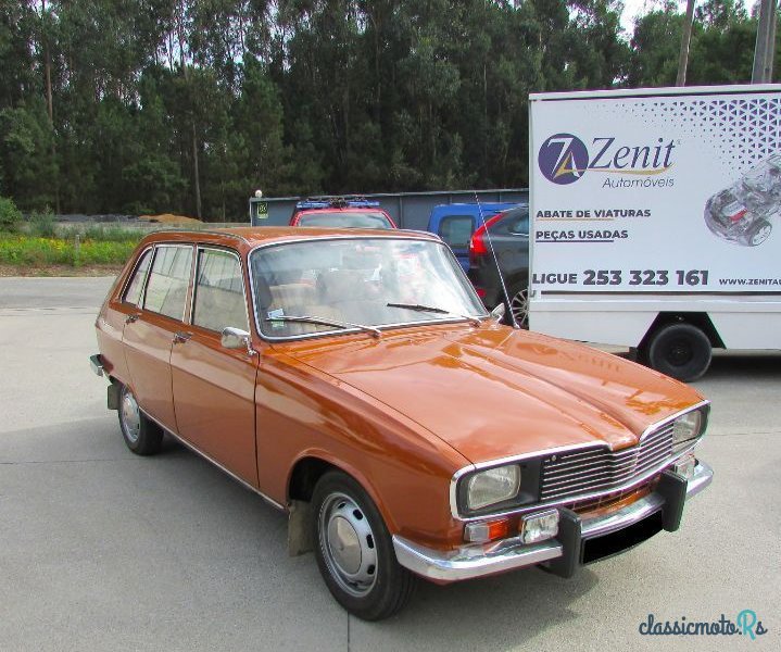 De stad convergentie Ongemak 1970' Renault 16 for sale. Portugal