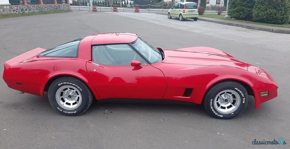 1980' Chevrolet Corvette photo #6