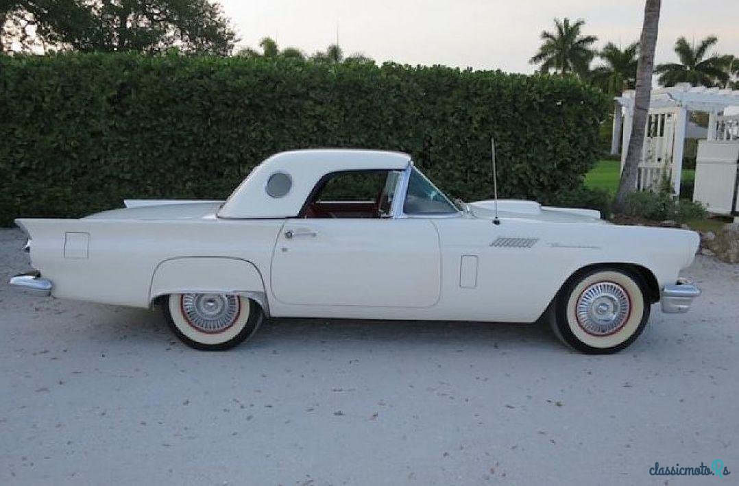 1957' Ford Thunderbird photo #1