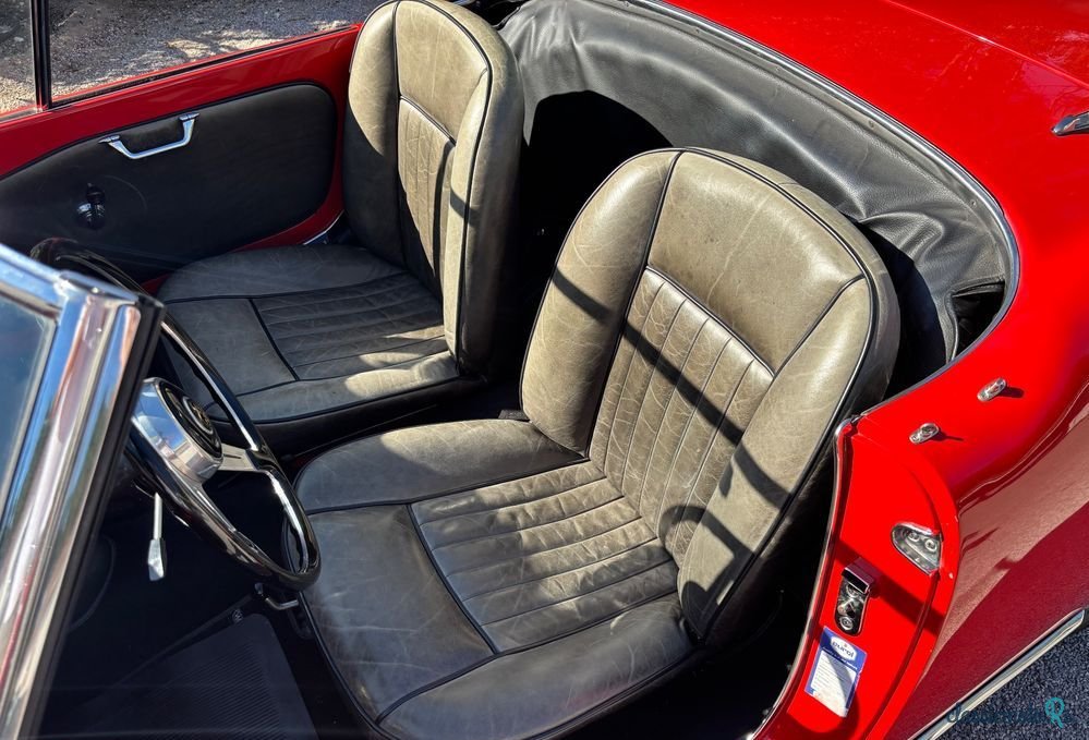 1964' Alfa Romeo Spider photo #4