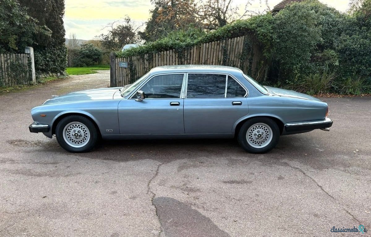 1988' Jaguar Sovereign photo #3