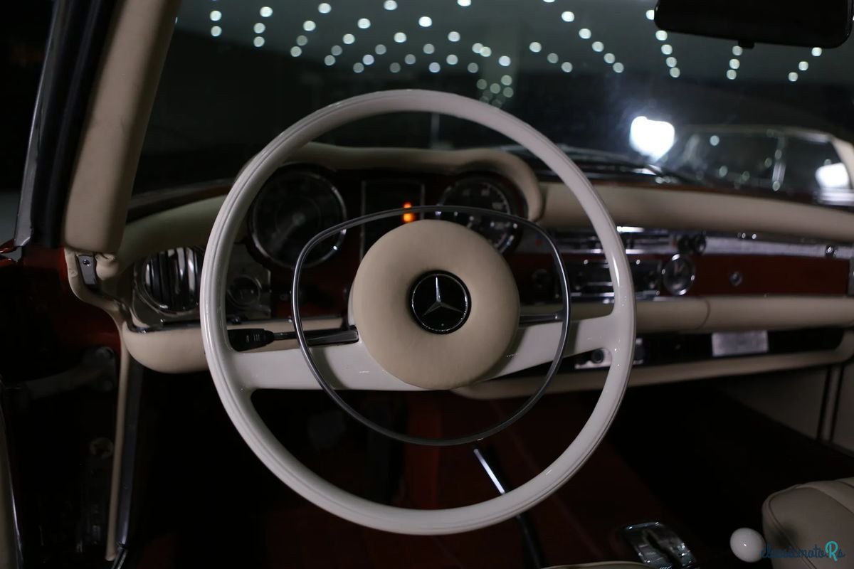 1969' Mercedes-Benz Sl-280 photo #6