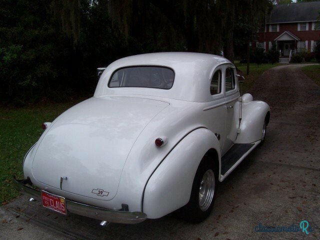1939' Chevrolet Master Deluxe photo #2