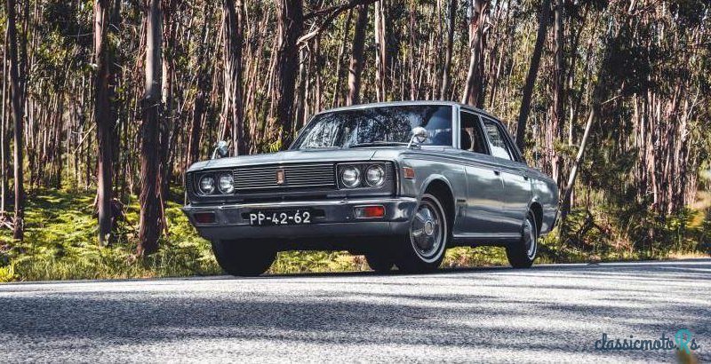 1970' Toyota Crown Super Deluxe photo #2