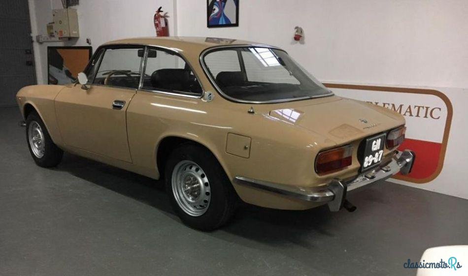 1975' Alfa Romeo Gtv 2000 photo #4