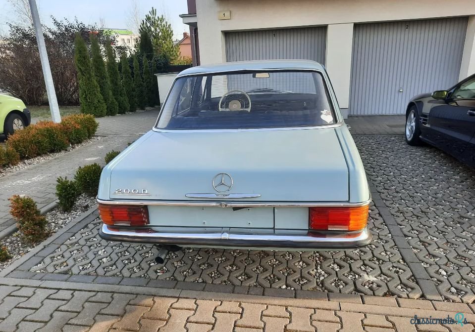 1971' Mercedes-Benz W123 photo #2
