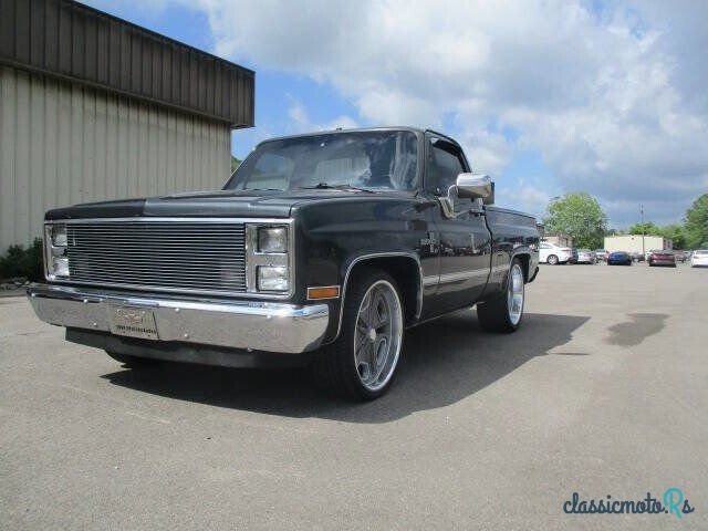 1985' Chevrolet C/K Truck photo #5