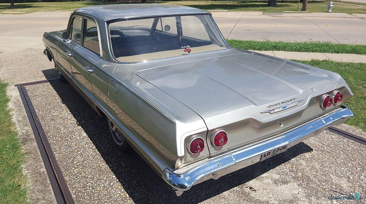 1963' Chevrolet Biscayne photo #2