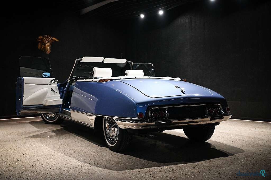 1969' Citroen DS 20 photo #3