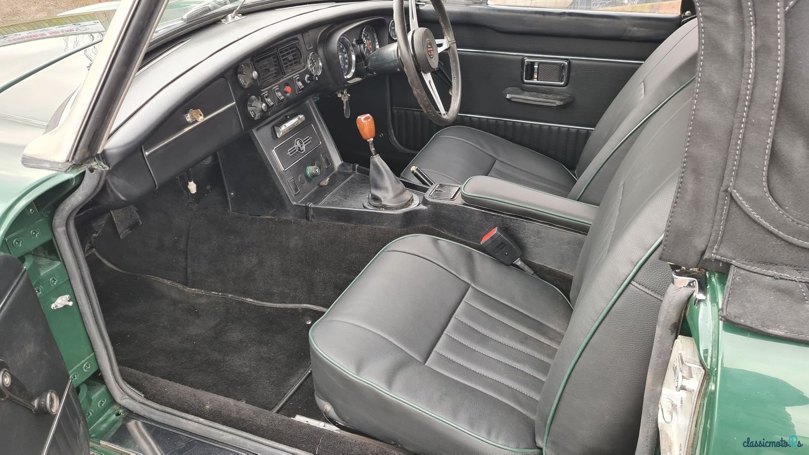 1972' MG MGB photo #4