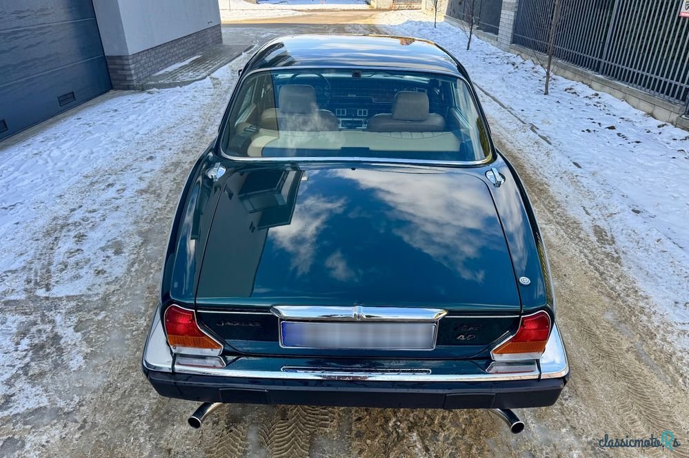 1980' Jaguar XJ photo #5