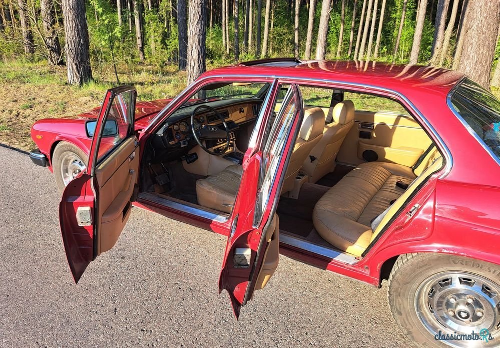 1980' Jaguar XJ photo #1