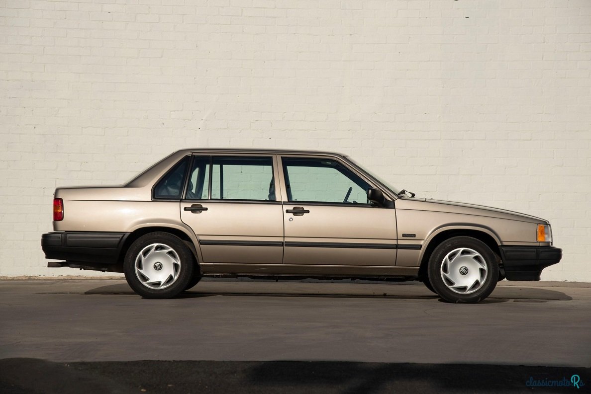 1995' Volvo 940 photo #1