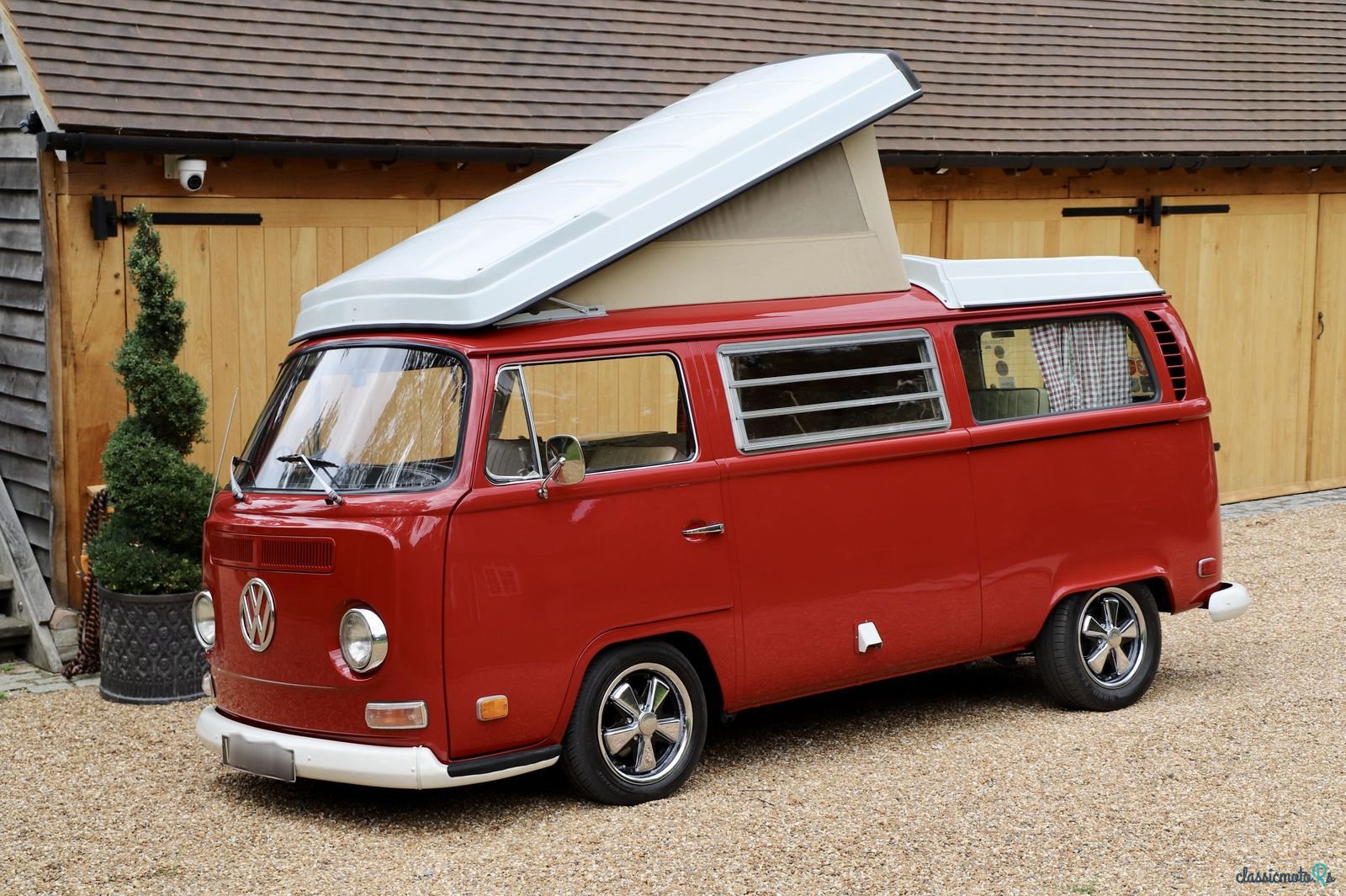 1970' Volkswagen T2 photo #3