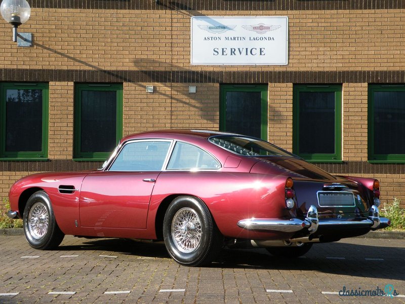 1965' Aston Martin DB5 photo #3
