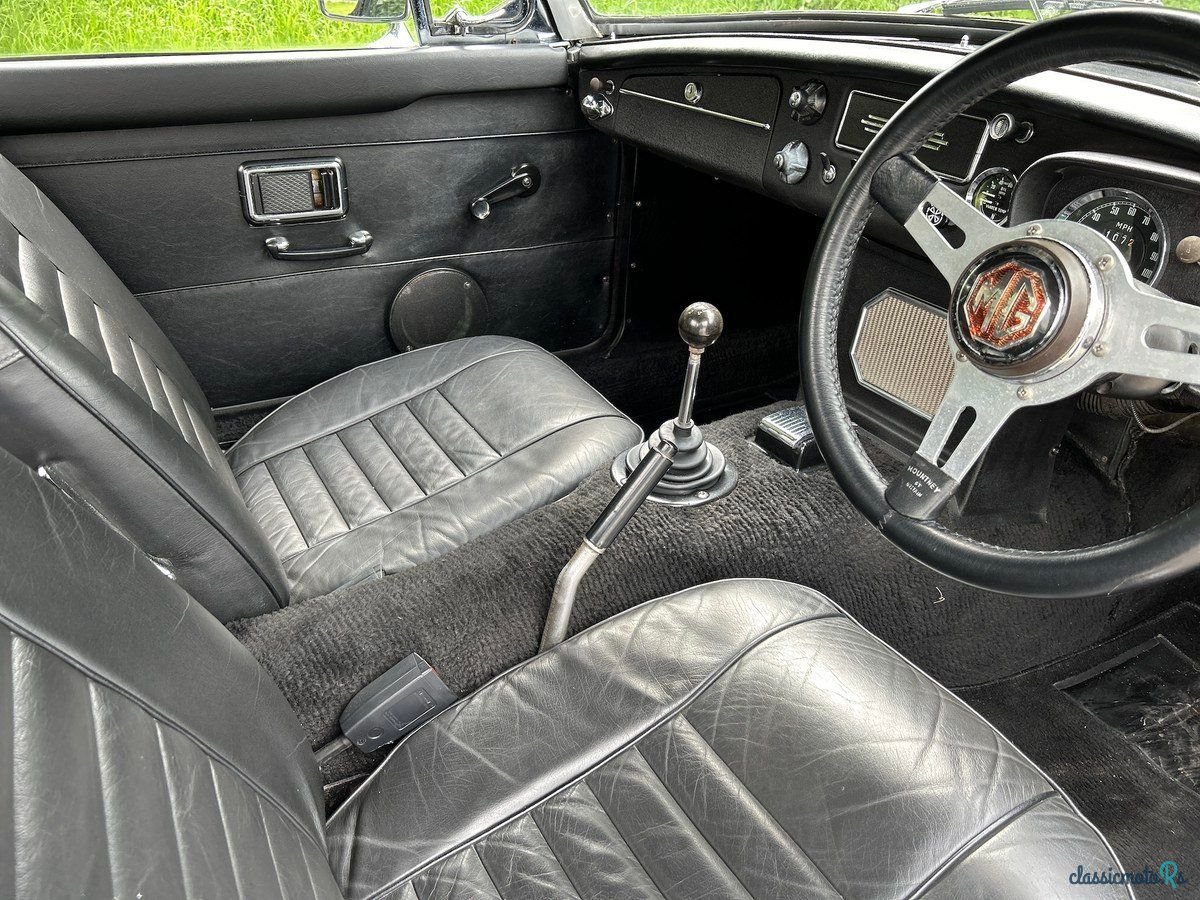 1969' MG MGB photo #2